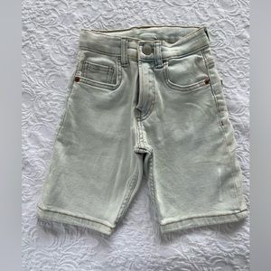ZARA denim short winter collection 22/23. Size 7 never used